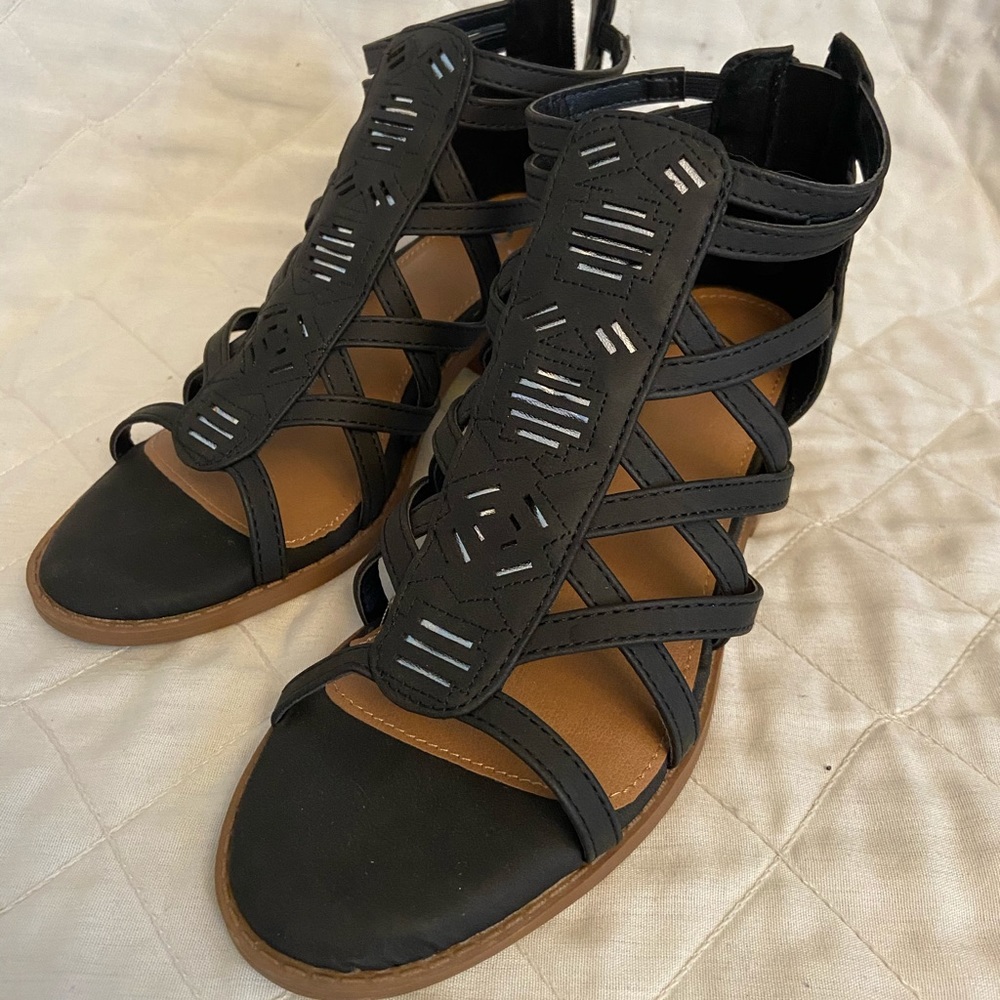 Girls sandals